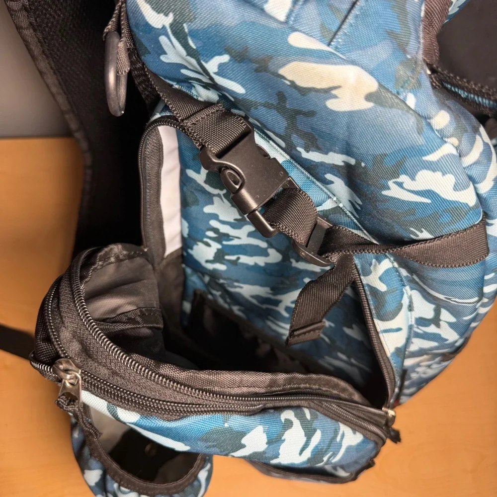 Innova Disc Golf Backpack Blue Camo HeroPack Padded Straps Bag